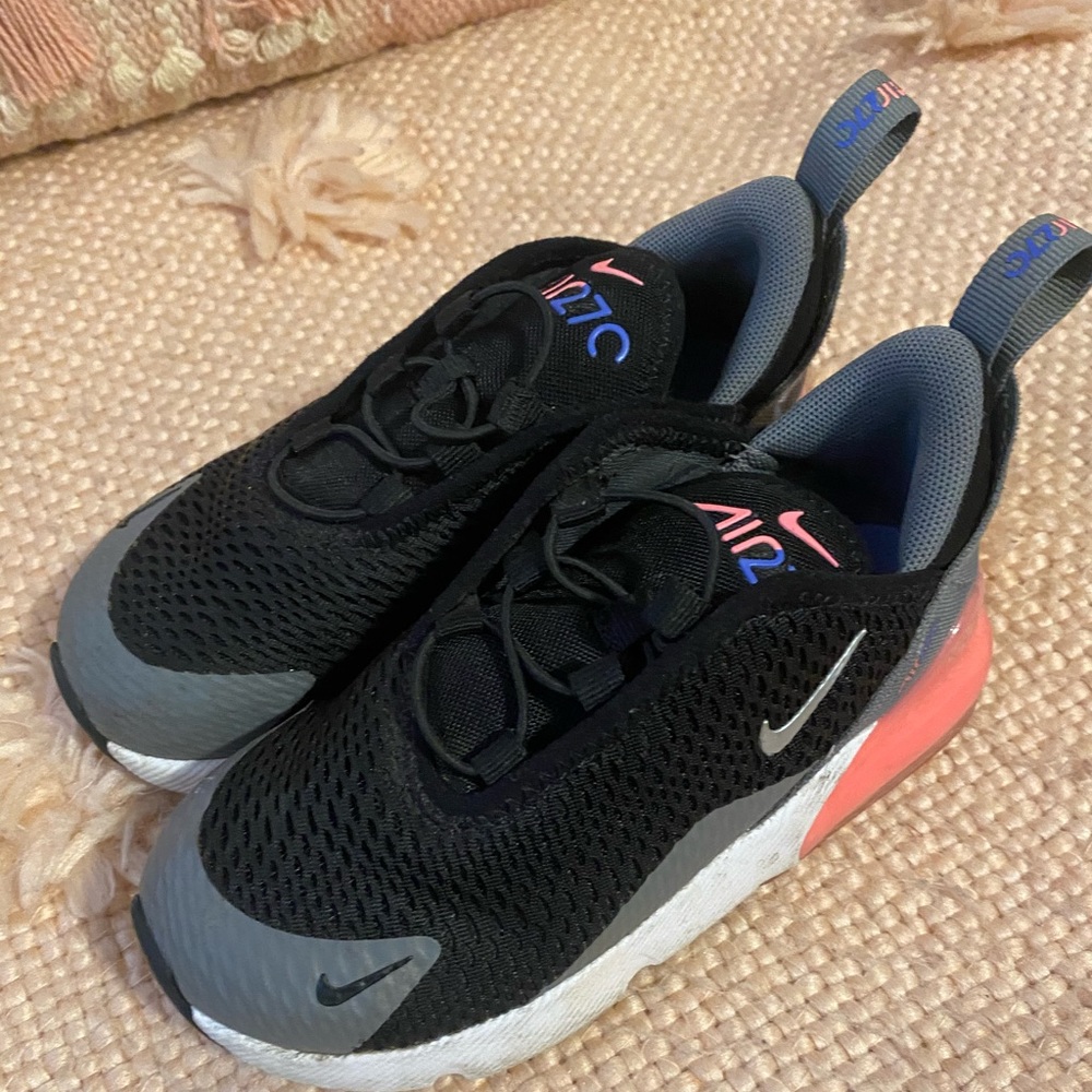 Toddler nike sneakers